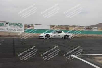 media/Jun-01-2025-CalClub SCCA (Sun) [[eae223c5dd]]/Group 4/Race (Front Straight)/